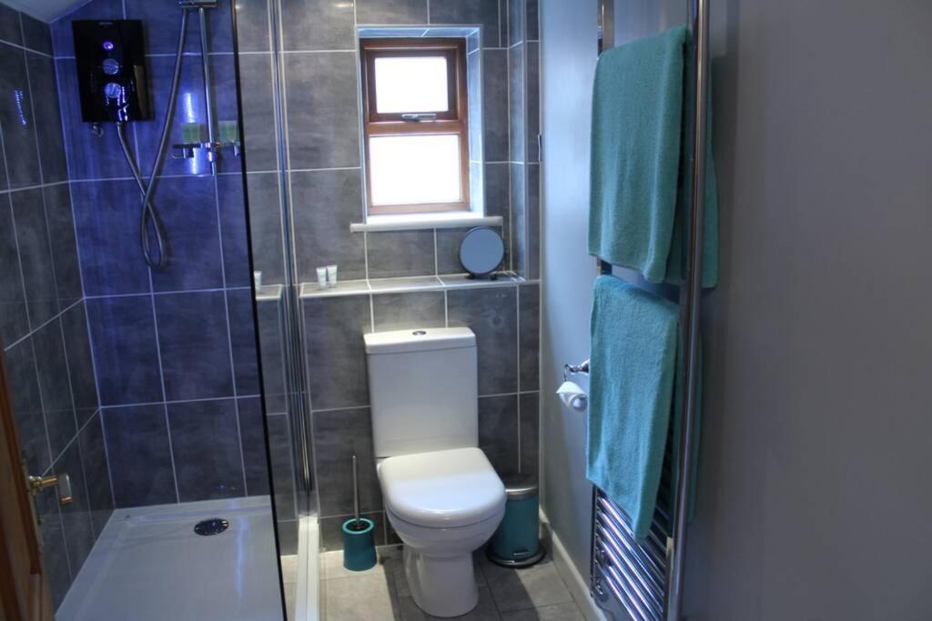 The Little Acorn Apartment ลิดนีย์ ภายนอก รูปภาพ